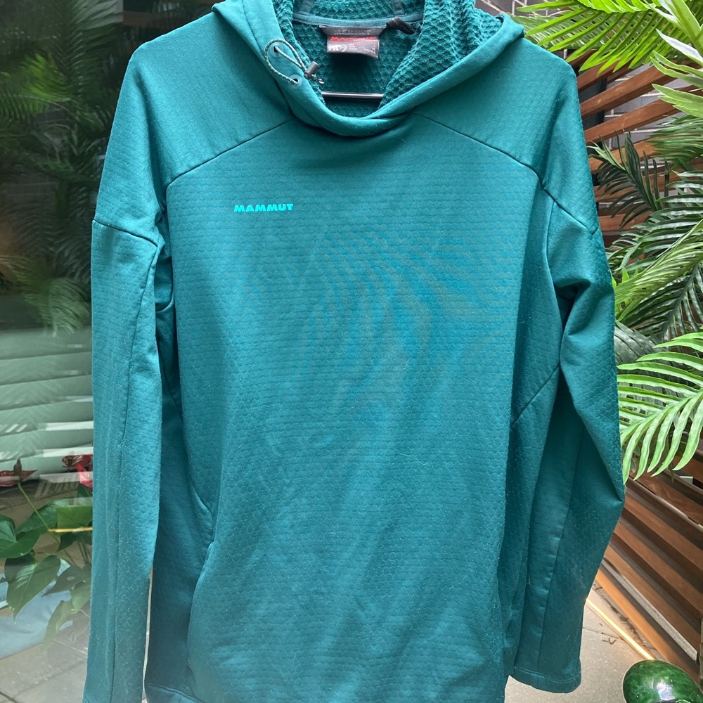 Mammut Green Performance Jacket Lightweight Athletic Wear